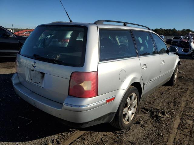 WVWCD63B05E129044 - 2005 VOLKSWAGEN PASSAT GLS SILVER photo 4