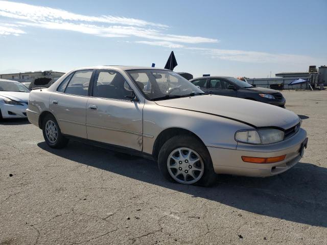 JT2SK12E4P0175789 - 1993 TOYOTA CAMRY LE WHITE photo 4