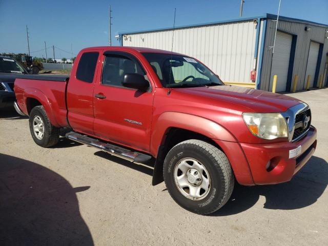 5TFTU4GN3BX009229 - 2011 TOYOTA TACOMA PRERUNNER ACCESS CAB RED photo 4