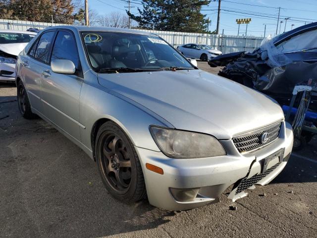 JTHBD192040087457 - 2004 LEXUS IS 300 SILVER photo 1