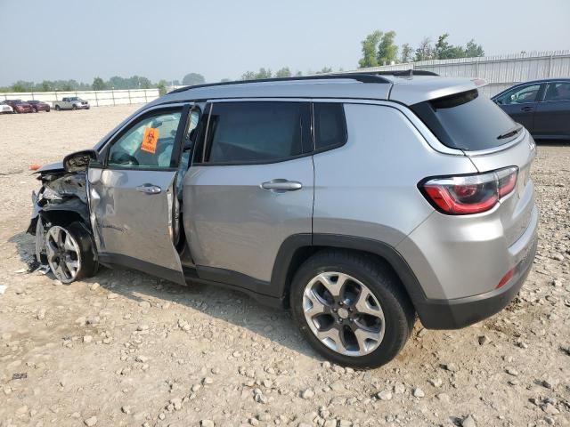 3C4NJCCBXJT357949 - 2018 JEEP COMPASS LIMITED 银色 照片 2