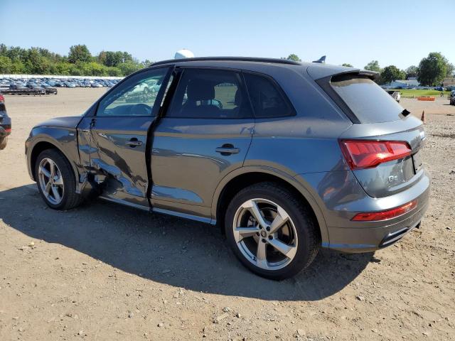 WA1ENAFY1L2119866 - 2020 AUDI Q5 TITANIUM PREMIUM PLUS GRAY photo 2