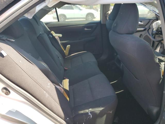 4T1BF1FK0HU669472 - 2017 TOYOTA CAMRY LE SILVER photo 10