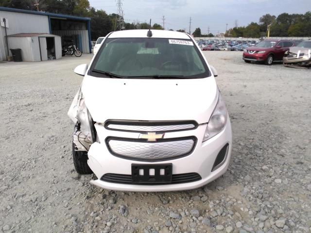 KL8CL6S0XFC818758 - 2015 CHEVROLET SPARK EV 2LT WHITE photo 5