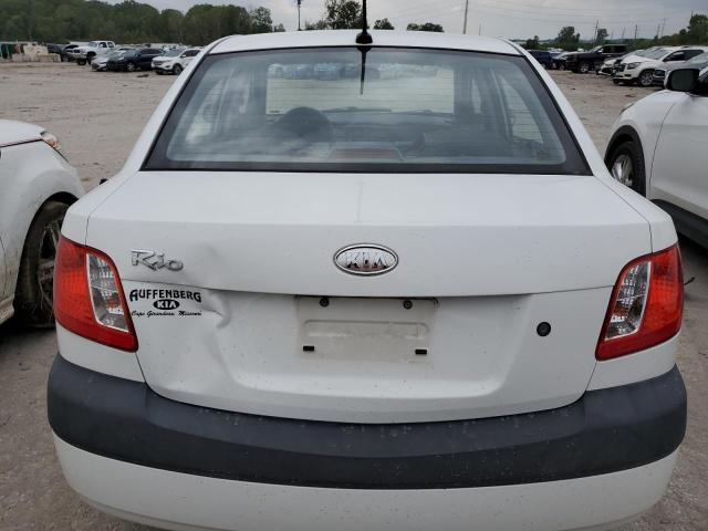 KNADE223196548019 - 2009 KIA RIO BASE WHITE photo 6