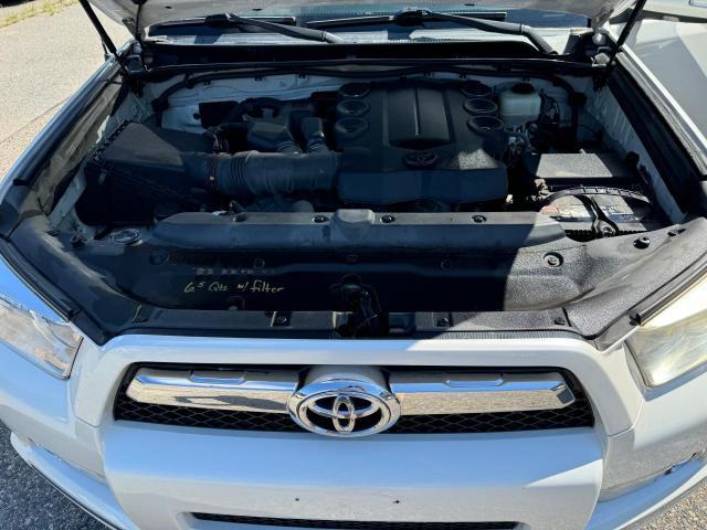 JTEBU5JR4A5008528 - 2010 TOYOTA 4RUNNER SR5 WHITE photo 8