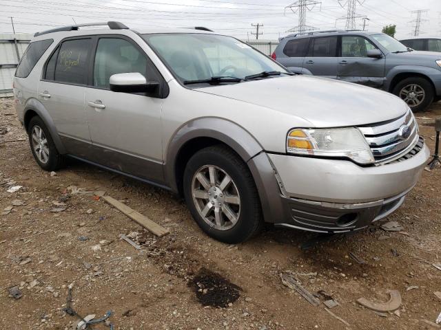 1FMDK05W78GA33858 - 2008 FORD TAURUS X SEL SILVER photo 4