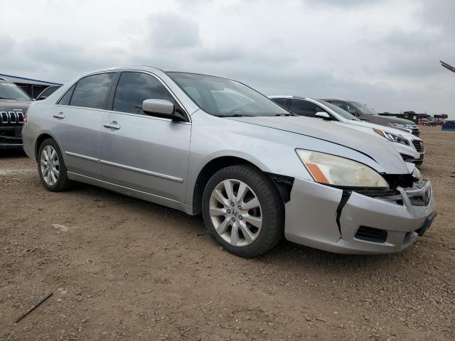 1HGCM66587A057611 - 2007 HONDA ACCORD EX SILVER photo 4