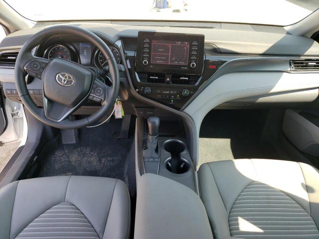 4T1G11AK5PU745049 - 2023 TOYOTA CAMRY SE NIGHT SHADE WHITE photo 8