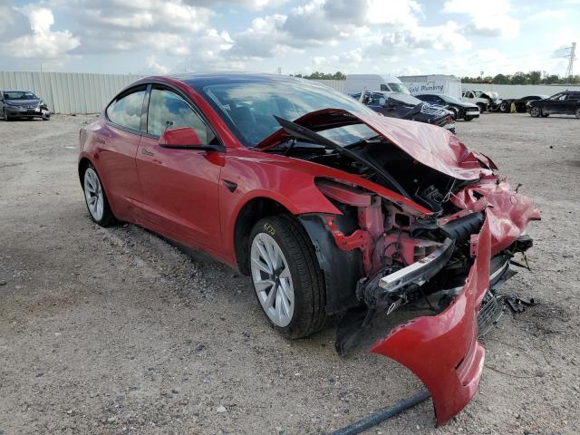 5YJ3E1EA6PF436417 - 2023 TESLA MODEL 3 RED photo 4