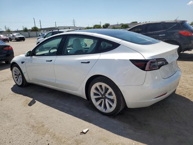 5YJ3E1EB6NF261186 - 2022 TESLA MODEL 3 WHITE photo 2