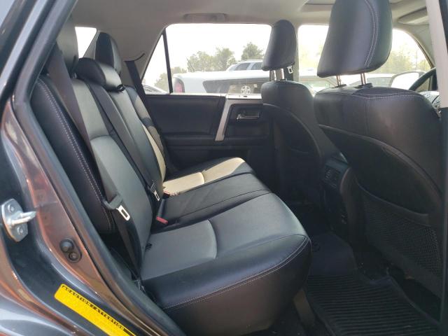 JTEBU5JR2G5393273 - 2016 TOYOTA 4RUNNER SR5/SR5 PREMIUM 灰色 照片 11