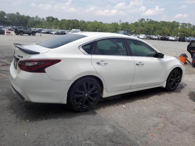 1N4AL3AP5JC474637 - 2018 NISSAN ALTIMA 2.5 WHITE photo 3