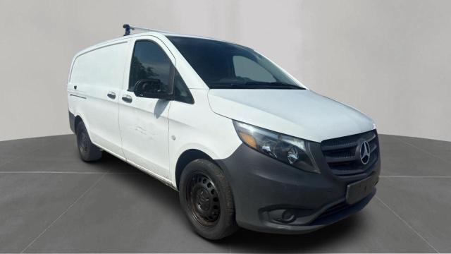 2017 MERCEDES-BENZ METRIS, null