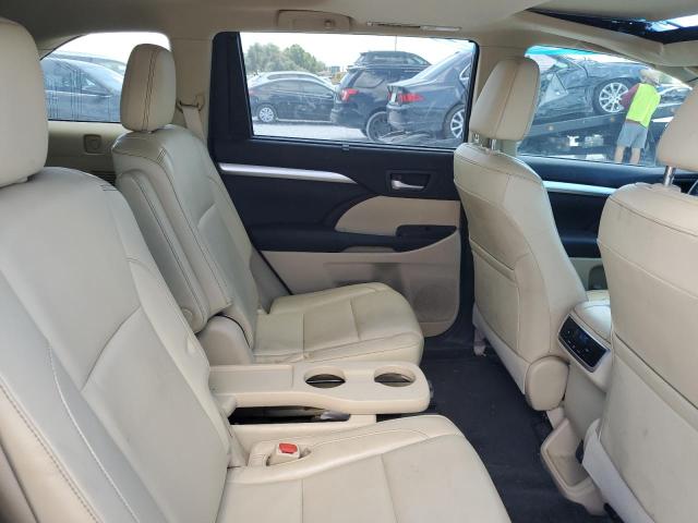 5TDKKRFH4FS046151 - 2015 TOYOTA HIGHLANDER XLE WHITE photo 11