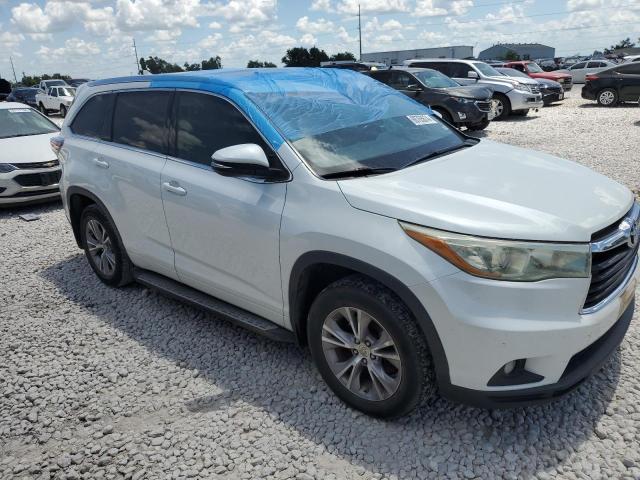 5TDKKRFH4FS046151 - 2015 TOYOTA HIGHLANDER XLE WHITE photo 4