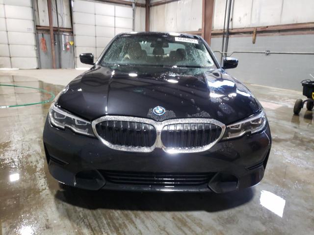 3MW5P9J05N8C72204 - 2022 BMW 330XE BLACK photo 5