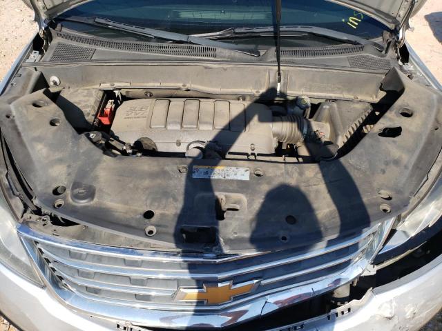 1GNKRHKDXGJ343570 - 2016 CHEVROLET TRAVERSE LT SILVER photo 12