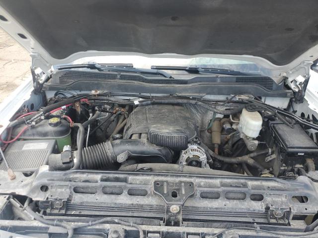 1GC2KUEG6FZ130482 - 2015 CHEVROLET SILVERADO K2500 HEAVY DUTY WHITE photo 11