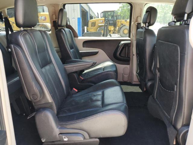 2C4RC1BG8CR422865 - 2012 CHRYSLER TOWN & COU TOURING SILVER photo 11