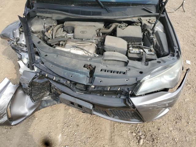 4T1BF1FK7HU809582 - 2017 TOYOTA CAMRY LE GRAY photo 11