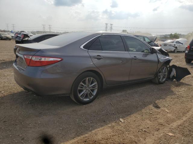 4T1BF1FK7HU809582 - 2017 TOYOTA CAMRY LE GRAY photo 3