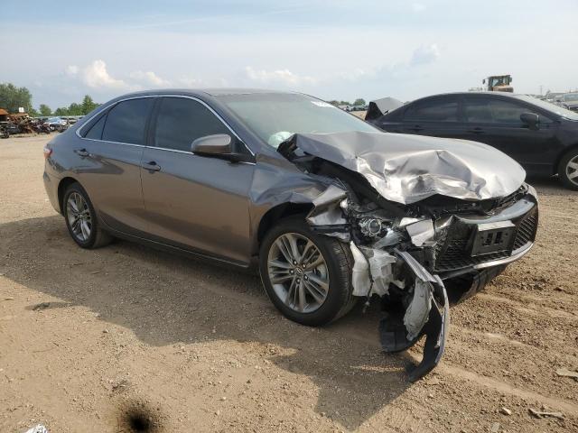 4T1BF1FK7HU809582 - 2017 TOYOTA CAMRY LE GRAY photo 4