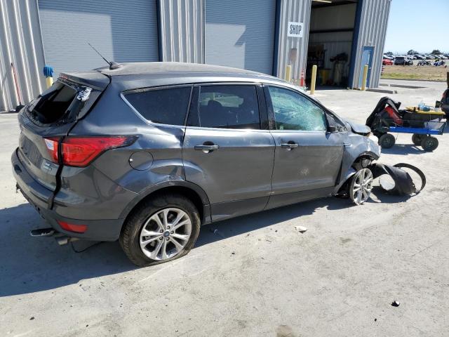 1FMCU9GD2KUB07265 - 2019 FORD ESCAPE SE Grafit foto 3