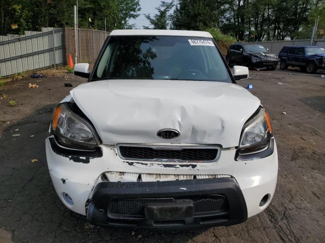 KNDJT2A21B7716326 - 2011 KIA SOUL + WHITE photo 5