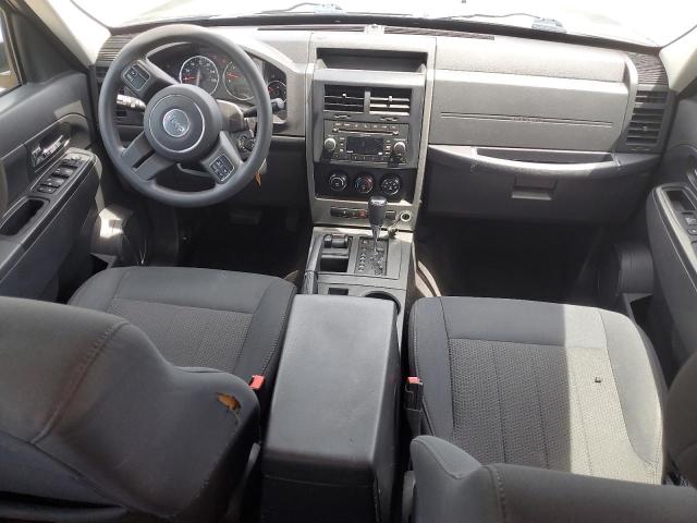 1J4PN2GK5BW586014 - 2011 JEEP LIBERTY SPORT GREEN photo 8