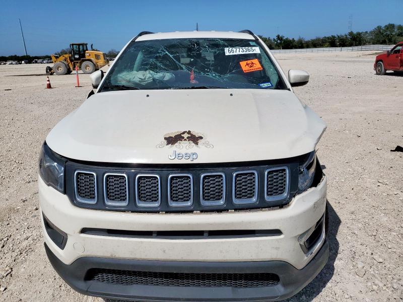 3C4NJCBB4JT293442 - 2018 JEEP COMPASS LATITUDE 白色 照片 5