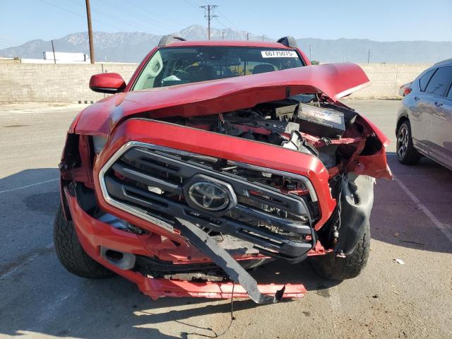 3TMBZ5DN9JM012115 - 2018 TOYOTA TACOMA DOUBLE CAB 红色 照片 5