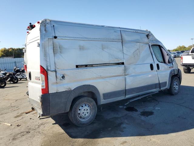 3C6TRVDG1JE129985 - 2018 RAM PROMASTER 2500 HIGH 银色 照片 3
