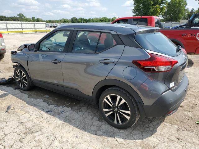 3N1CP5CV1LL536916 - 2020 NISSAN KICKS SV GRAY photo 2