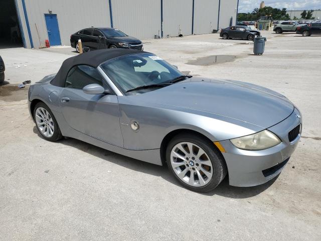 4USBU53506LX00605 - 2006 BMW Z4 3.0SI SILVER photo 4