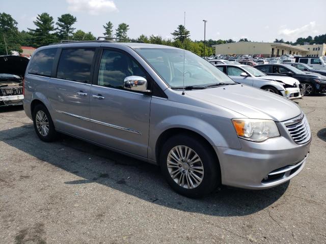 2C4RC1CG7DR650808 - 2013 CHRYSLER TOWN & COU TOURING L SILVER photo 4
