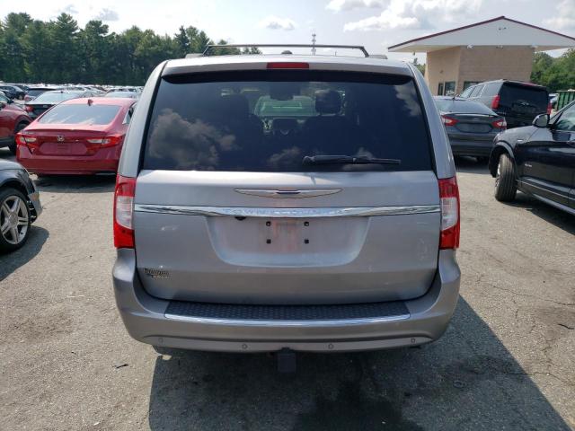 2C4RC1CG7DR650808 - 2013 CHRYSLER TOWN & COU TOURING L SILVER photo 6