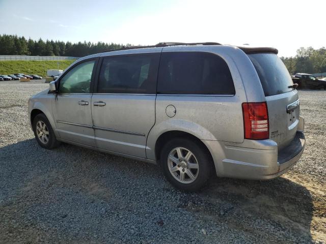 2A8HR54179R629372 - 2009 CHRYSLER TOWN AND C TOURING SILVER photo 2