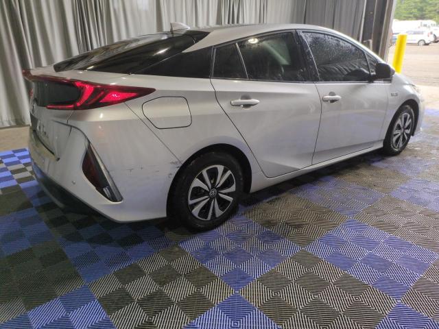 JTDKARFP0H3001397 - 2017 TOYOTA PRIUS PRIM 银色 照片 3