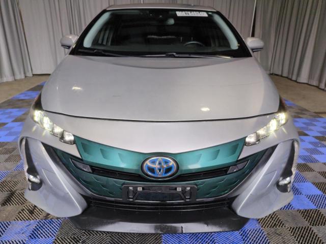 JTDKARFP0H3001397 - 2017 TOYOTA PRIUS PRIM 银色 照片 5