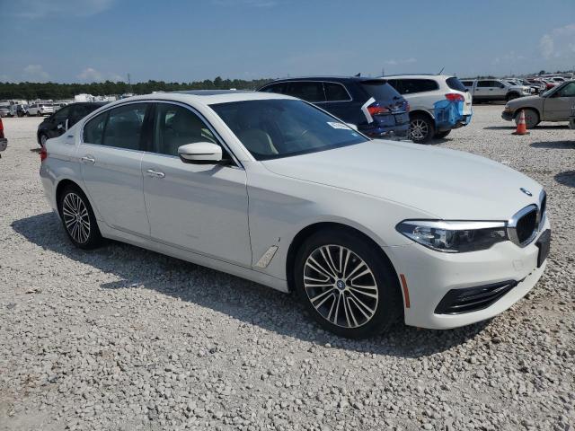 WBAJA9C51JB252405 - 2018 BMW 5 SERIES 白色 照片 4