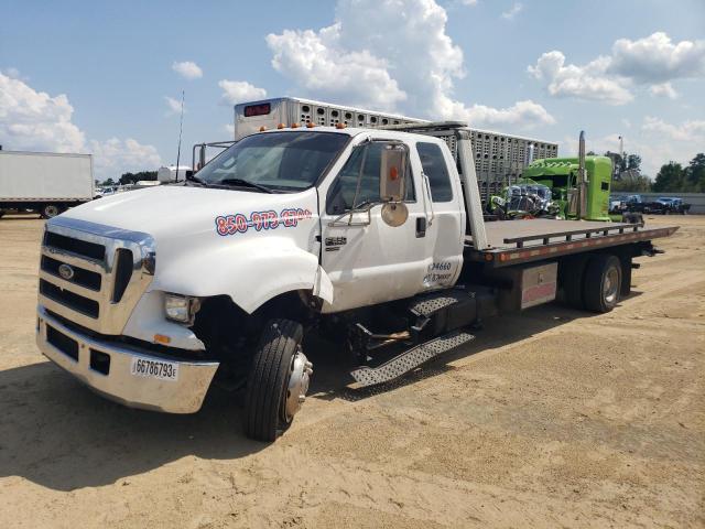 3FRNX65N04V685772 - 2004 FORD F650 SUPER DUTY WHITE photo 2