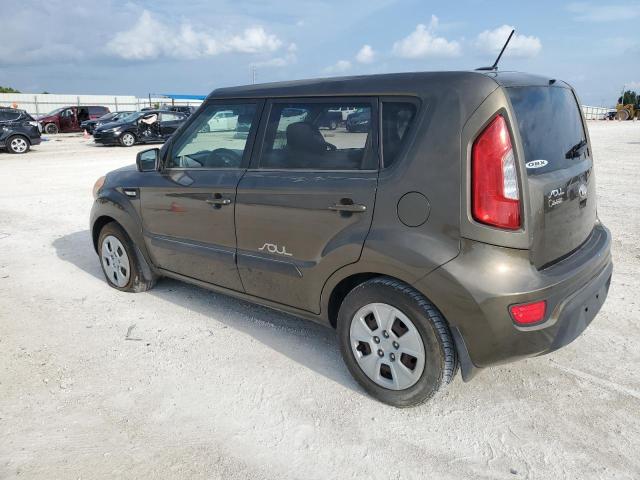 KNDJT2A50D7562978 - 2013 KIA SOUL GREEN photo 2