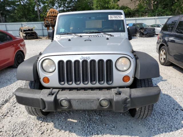 1J4GA39158L623269 - 2008 JEEP WRANGLER U X SILVER photo 5