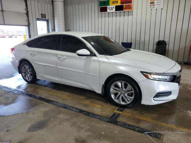 1HGCV1F19JA197977 - 2018 HONDA ACCORD LX WHITE photo 4