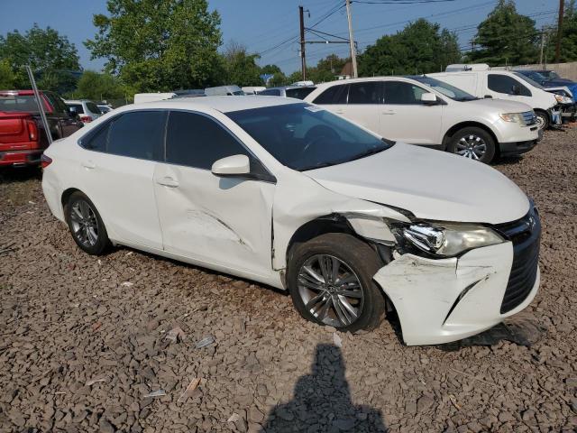 4T1BF1FK3HU449484 - 2017 TOYOTA CAMRY LE WHITE photo 4