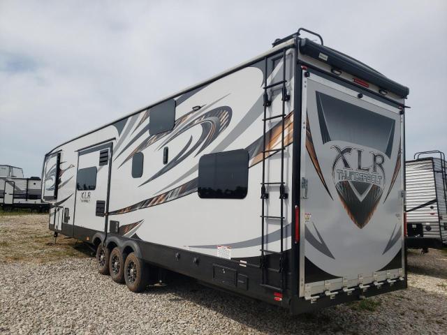 4X4FXLP33FF159764 - 2015 XLR THUNDER TWO TONE photo 3