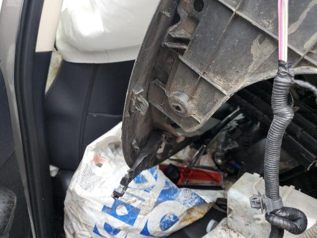 JTJBARBZ3J2148975 - 2018 LEXUS NX 300 BASE 银色 照片 8