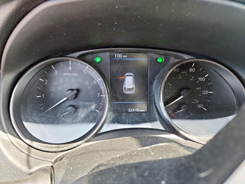 KNMAT2MTXJP556787 - 2018 NISSAN ROGUE S თეთრი ფოტო 9