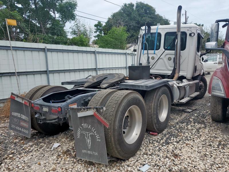 3AKJHTDV9MDMU5170 - 2021 FREIGHTLINER CASCADIA 1 Սպիտակ լուսանկար 4